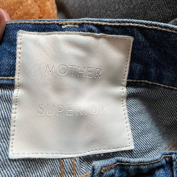 Mother Jeans- Size 26. The Tomcat Roller Chew. High rise, wide leg, cropped. - Picture 4 of 8